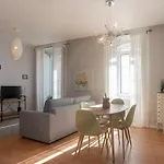Tikliving *