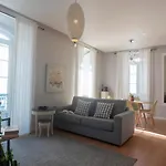 Tikliving Apartment