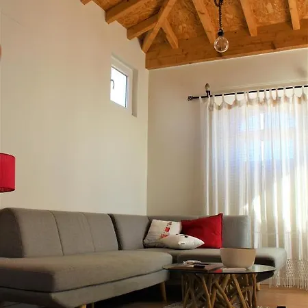 Tikliving Apartment