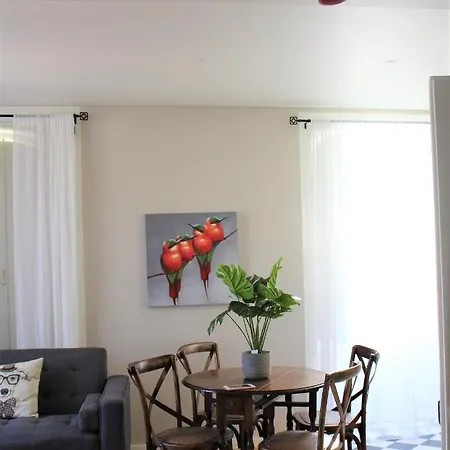 Appartement Tikliving *